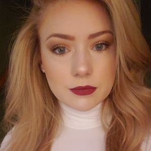 Meet your Posher, Lindsey